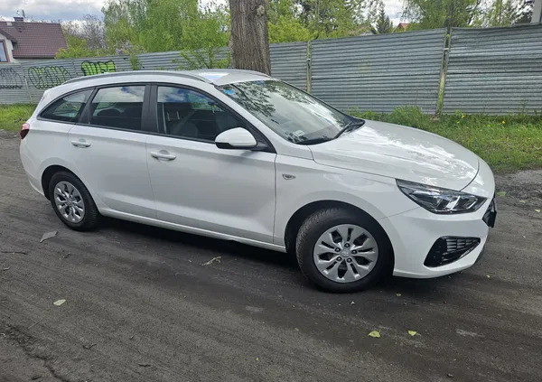 hyundai Hyundai I30 cena 37900 przebieg: 58000, rok produkcji 2022 z Piastów